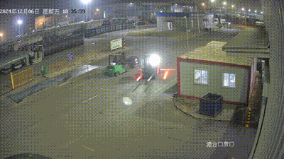 No-stop vehicle entry violation evidence clip